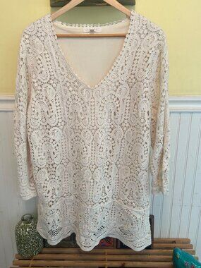 Adiva cream Crochet Tunic With Deep V-Neckline & 3/4 Sleeves 1X
